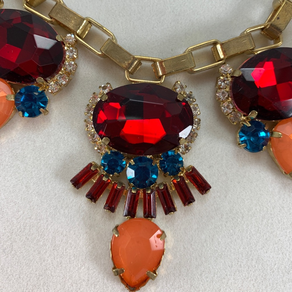 Cara NY Statement Necklace - Picture 2 of 5